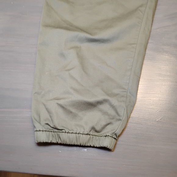 White House Black Market Olive Green The Jogger Cargo Pants - Picture 6 of 11